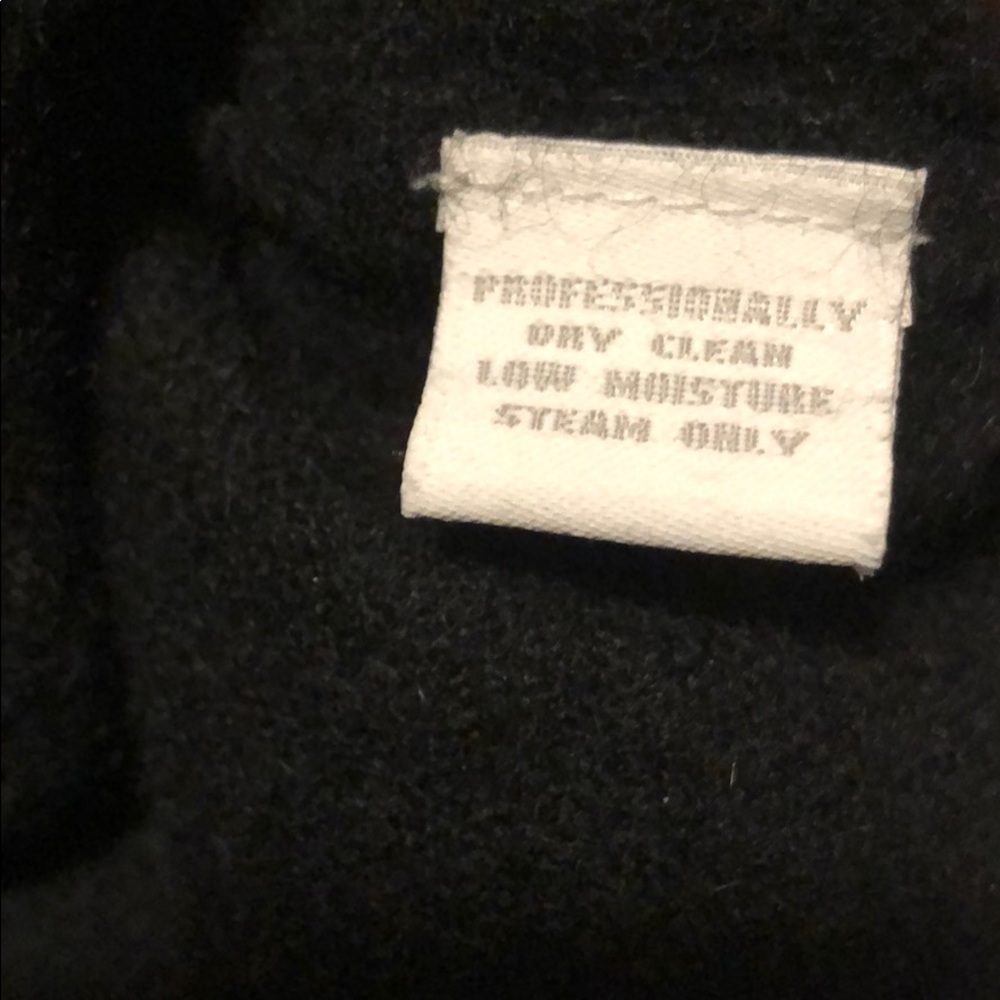 Used size S - Picture 5 of 10